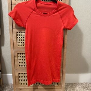 Lululemon Swiftly Tee